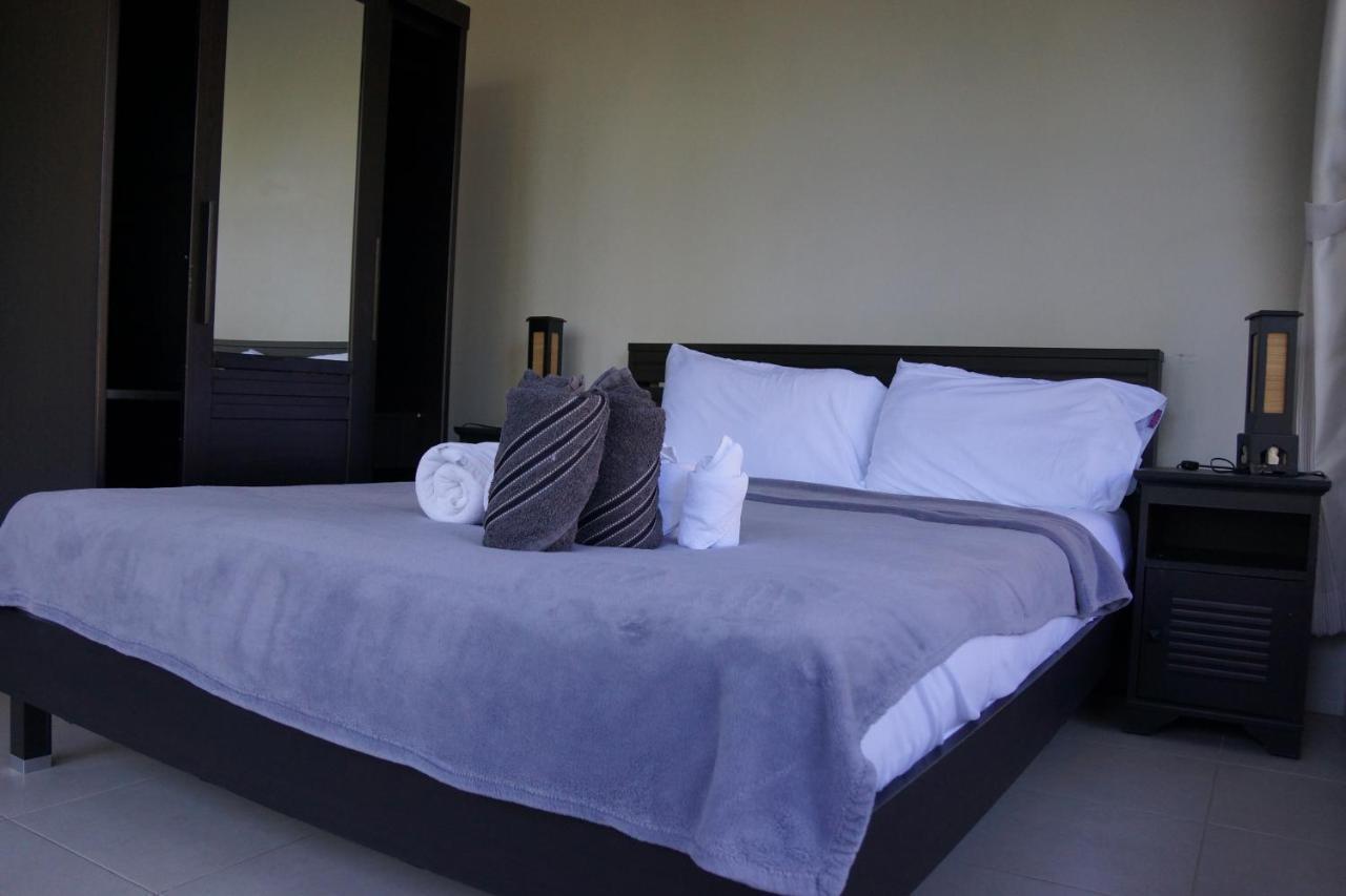 Twin Villas Apartment With Swimming Pool For 2 Houses Wok Tum Bagian luar foto